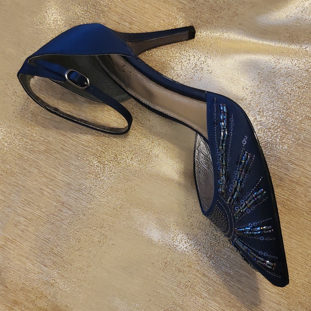 NWoT Adrianna Papell Navy Blue Satin Beaded Pointed Toe Pump, Size 7.5 - Picture 2 of 16